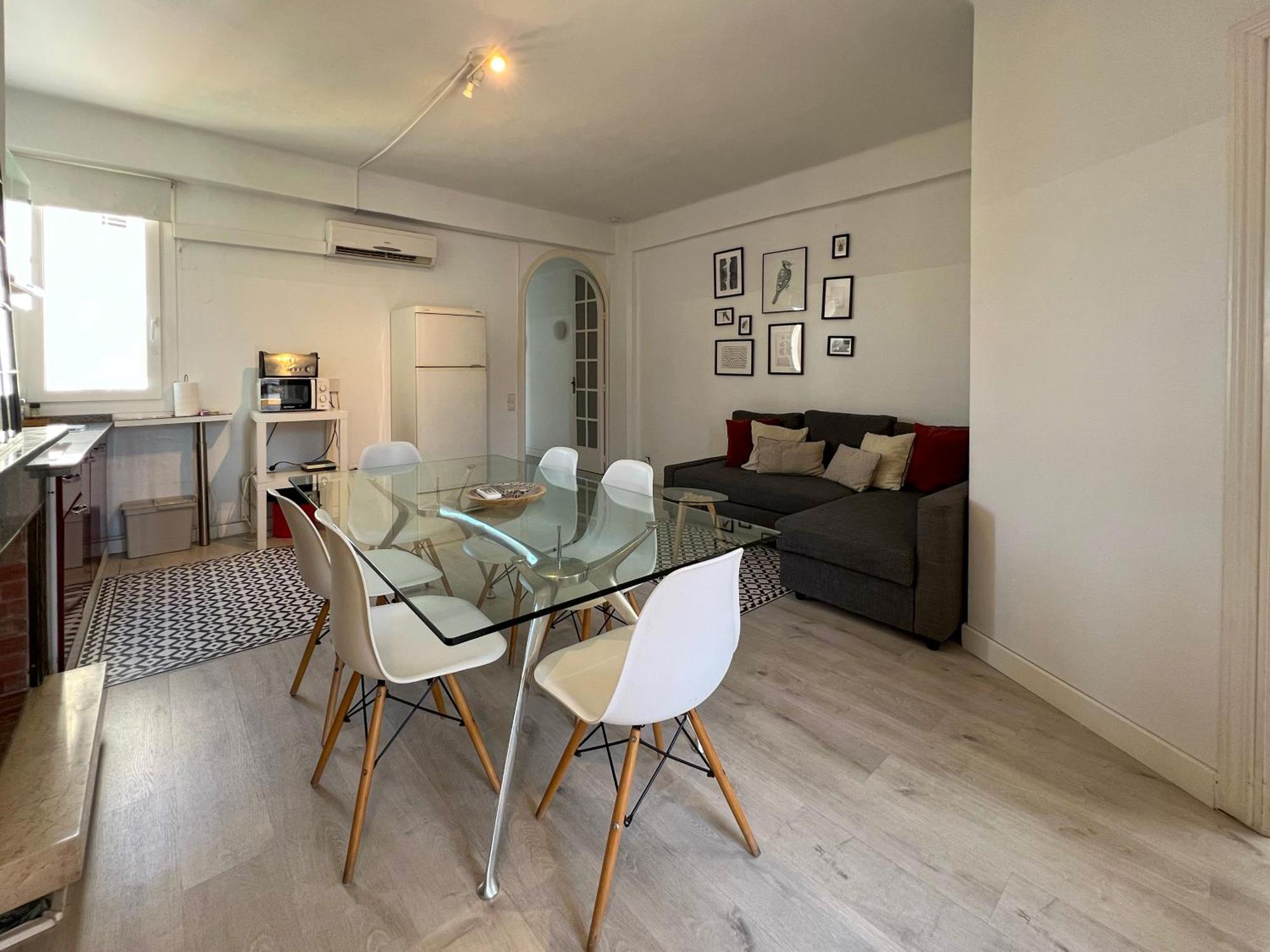 Stay U-Nique Apartments Seneca Барселона Екстериор снимка